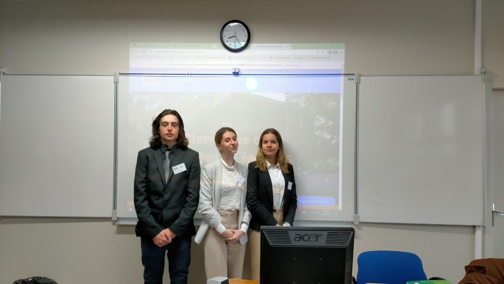Intervention 2MRC Photo 2